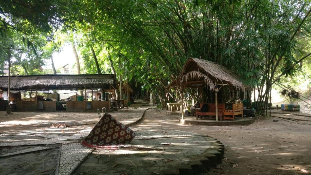 באנטול Kebon Pring Floating Resort & Market מראה חיצוני תמונה