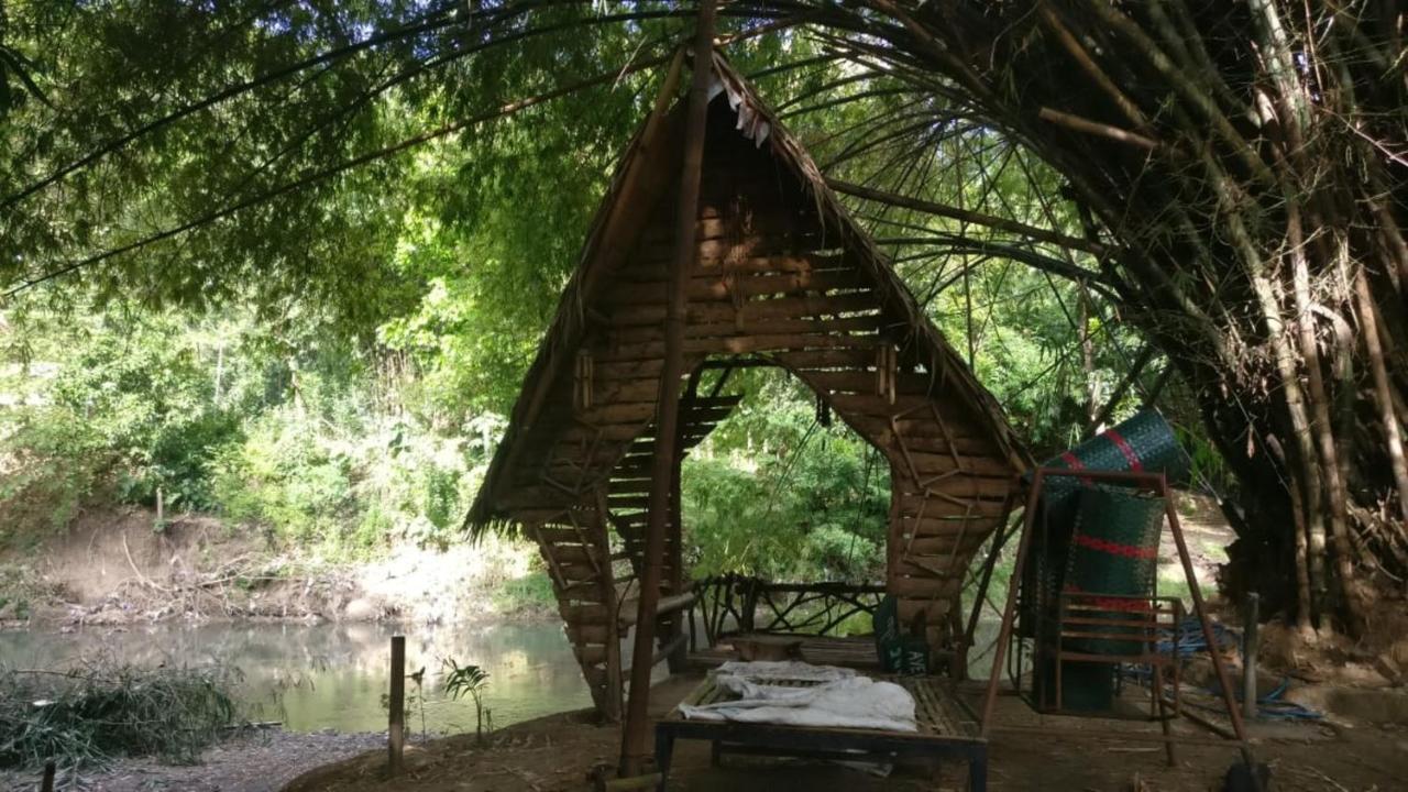 באנטול Kebon Pring Floating Resort & Market מראה חיצוני תמונה